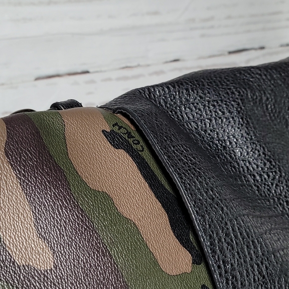 Coach Charles Foldover Tote with Camo Print F29706 - Picture 4 of 12